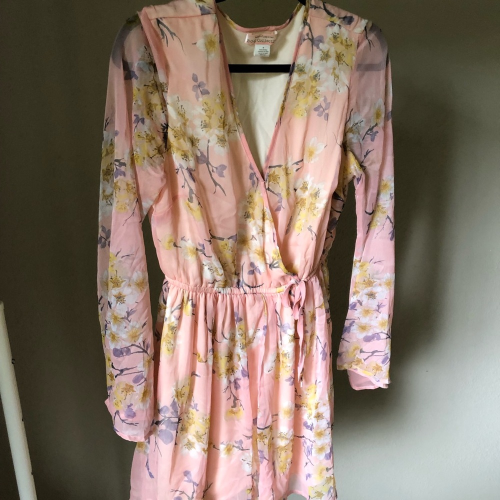 Boho wrap front dress.  Long sheer sleeves.